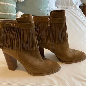 Camel color suede thick heeled boots with fringe size 10